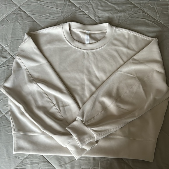 Perfectly Oversized Cropped Crew - Picture 6 of 11